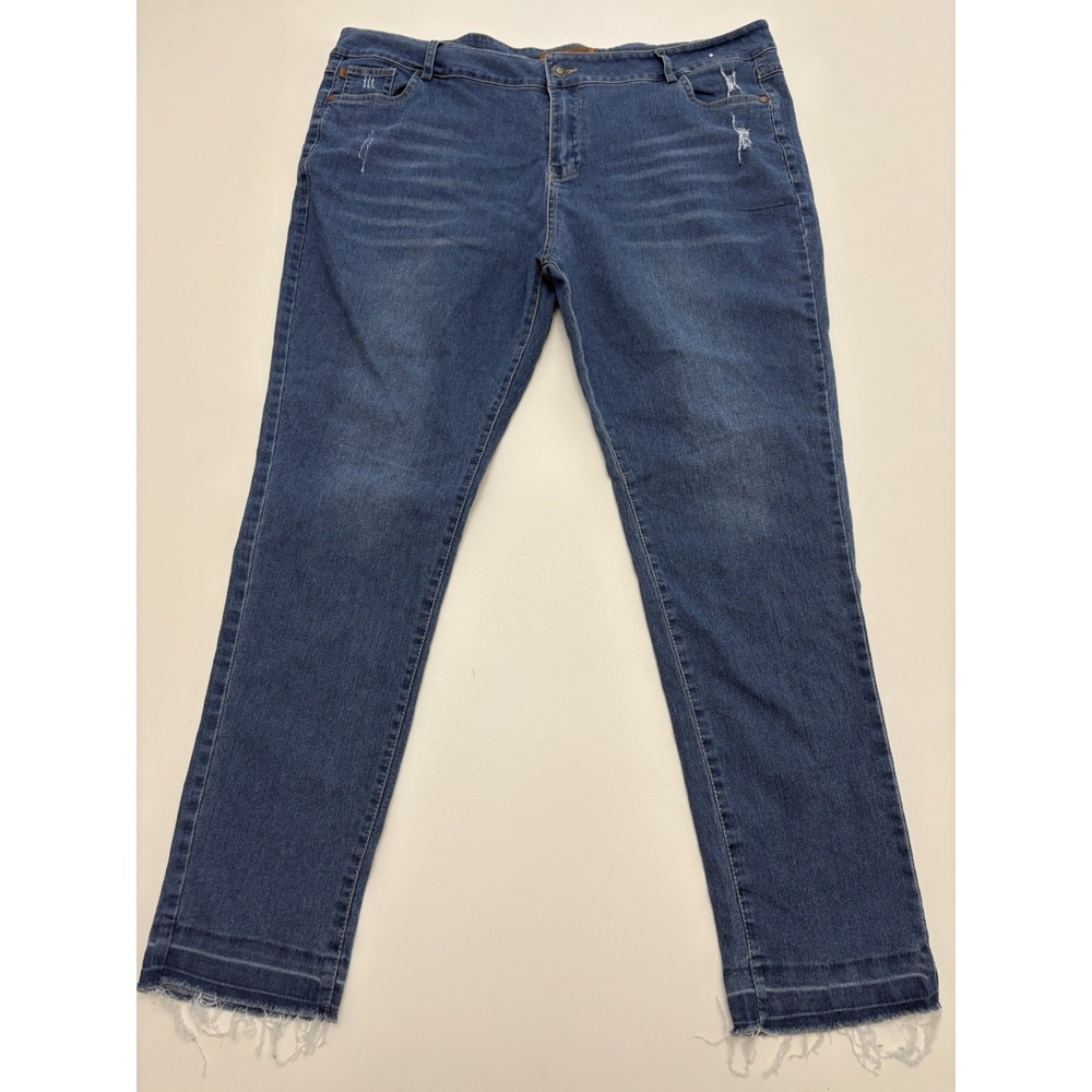 Women's Judy Blue Light Wash Frayed Bottom Jeans SZ XL
